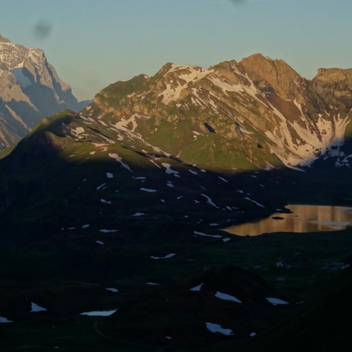 Morgenstimmung über dem Tannsee